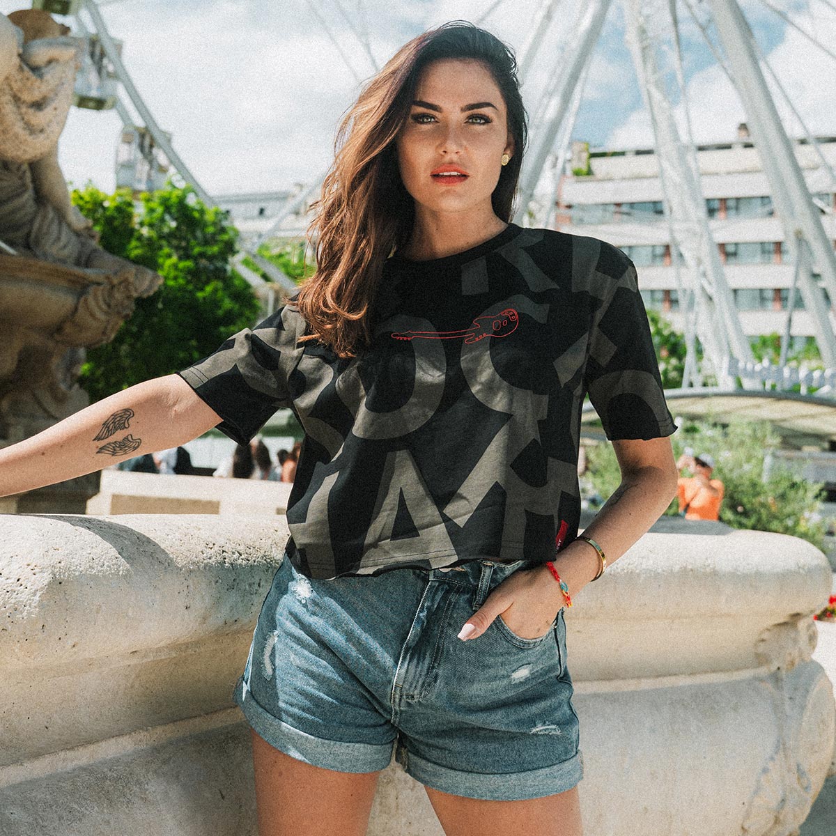 Play Louder Contrast Repeating Tee in Black image number 3